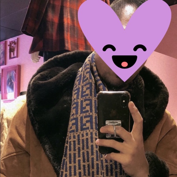 Meet your Posher, Lawrence - Picture 1 of 1